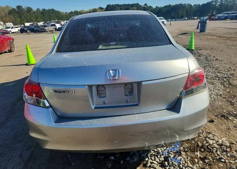 2009 Honda Accord Lxp z USA, uszkodzony, nr VIN JHMCP26479C007780
